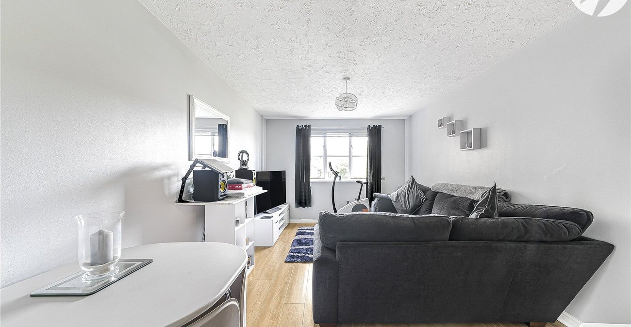 1 bedroom property for sale in Osbourne Road | Robinson Jackson