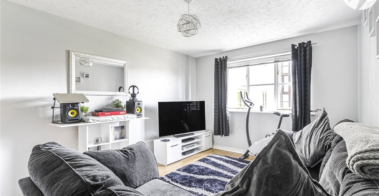 1 bedroom property for sale in Osbourne Road | Robinson Jackson