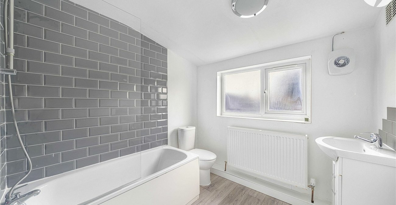 3 bedroom house for sale in Dartford | Robinson Jackson