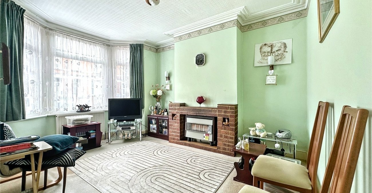 3 bedroom house for sale in Gillingham | Robinson Michael & Jackson