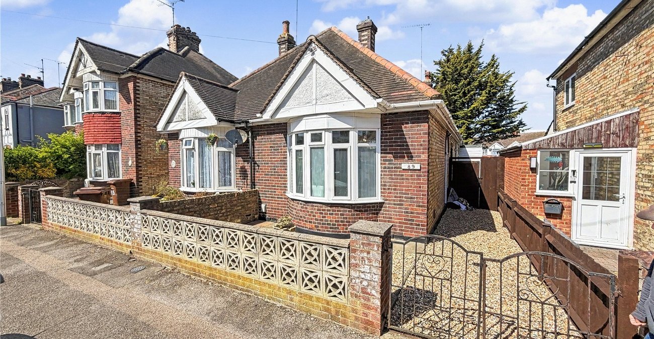 4 bedroom bungalow for sale in Gillingham | Robinson Michael & Jackson