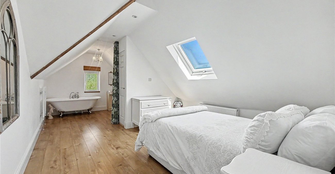 4 bedroom bungalow for sale in Gillingham | Robinson Michael & Jackson