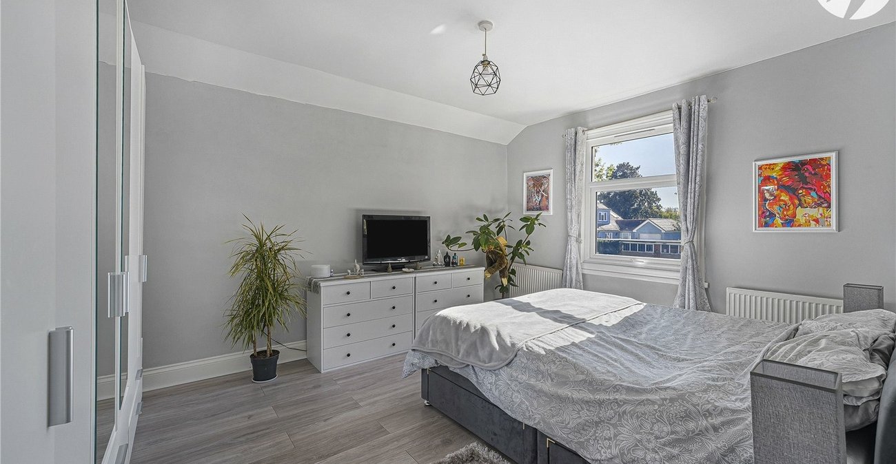 1 bedroom property for sale in Greenhithe | Robinson Jackson