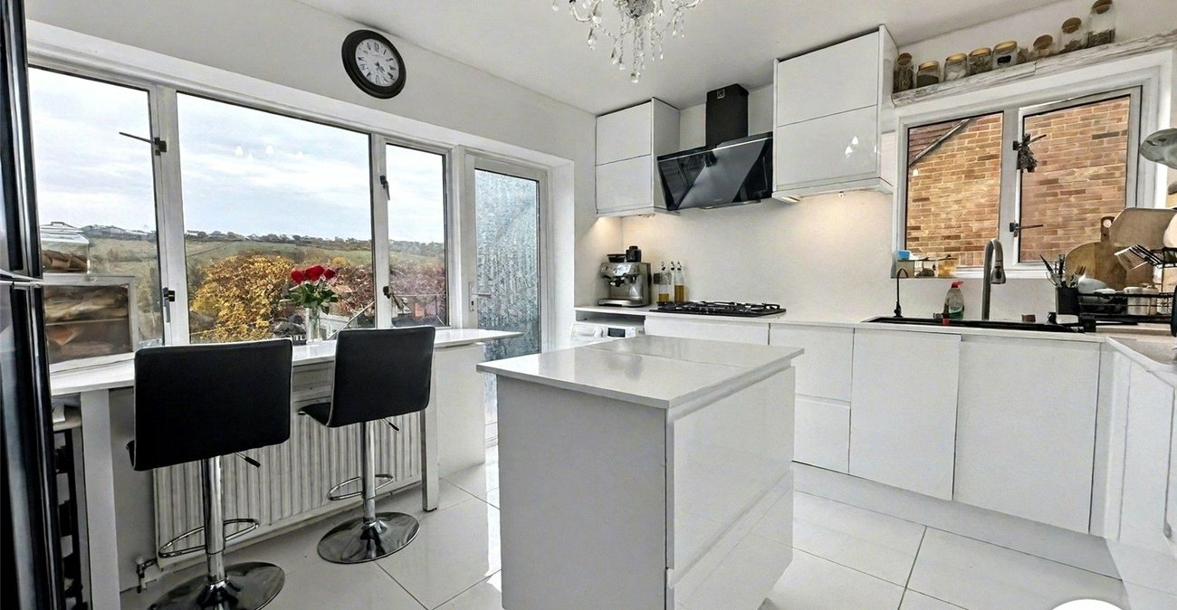 4 bedroom house for sale in Chatham | Robinson Michael & Jackson