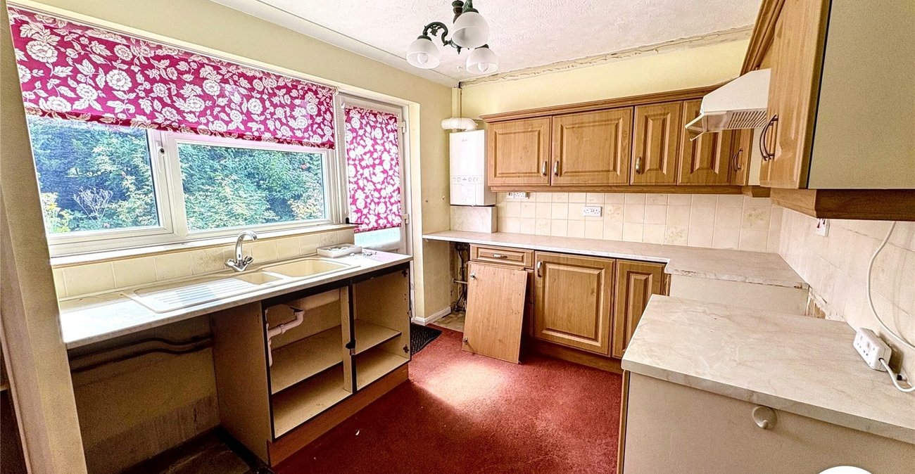 2 bedroom bungalow for sale in Maidstone | Robinson Michael & Jackson