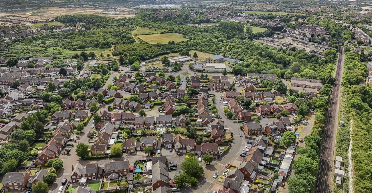 3 bedroom house for sale in Swanscombe | Robinson Jackson