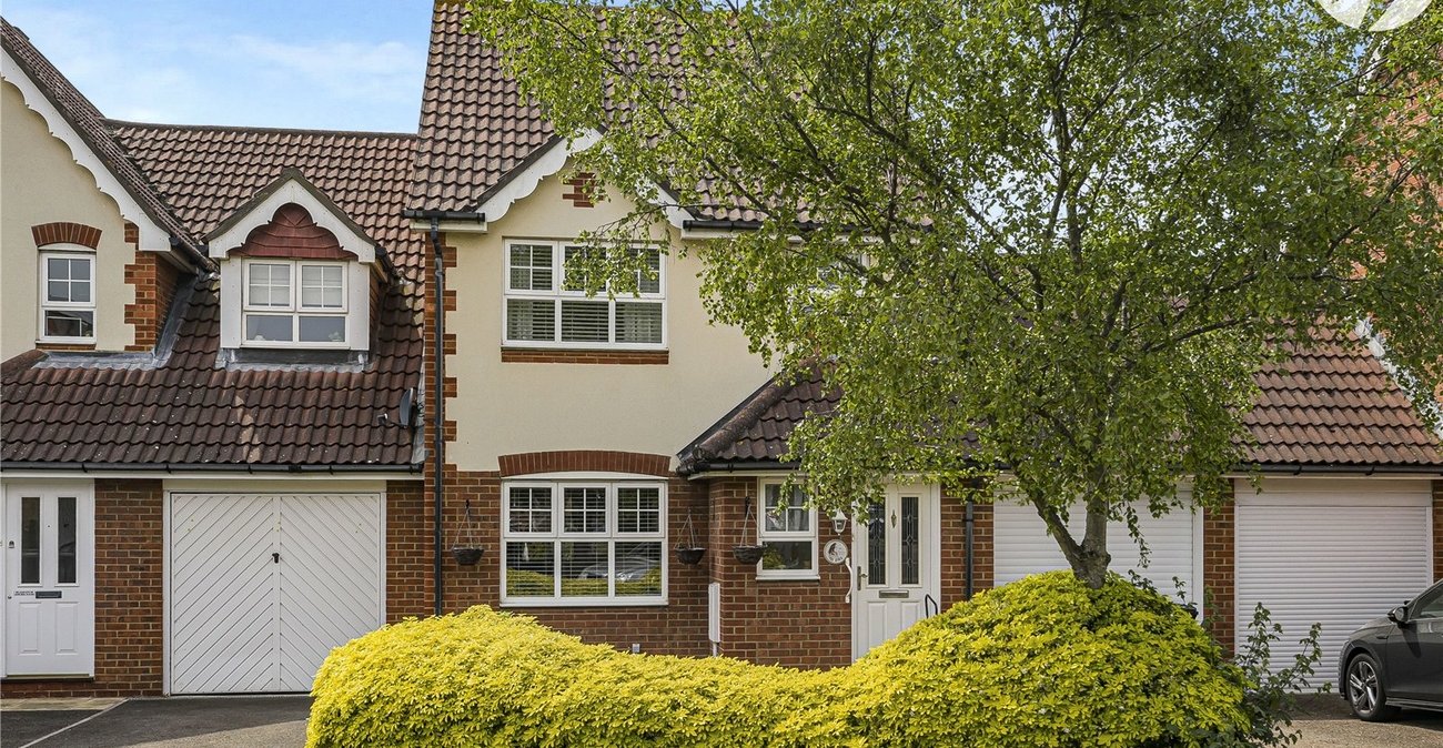 3 bedroom house for sale in Swanscombe | Robinson Jackson