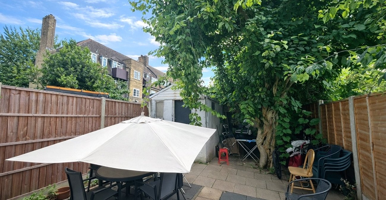 3 bedroom house for sale in Catford | Robinson Jackson