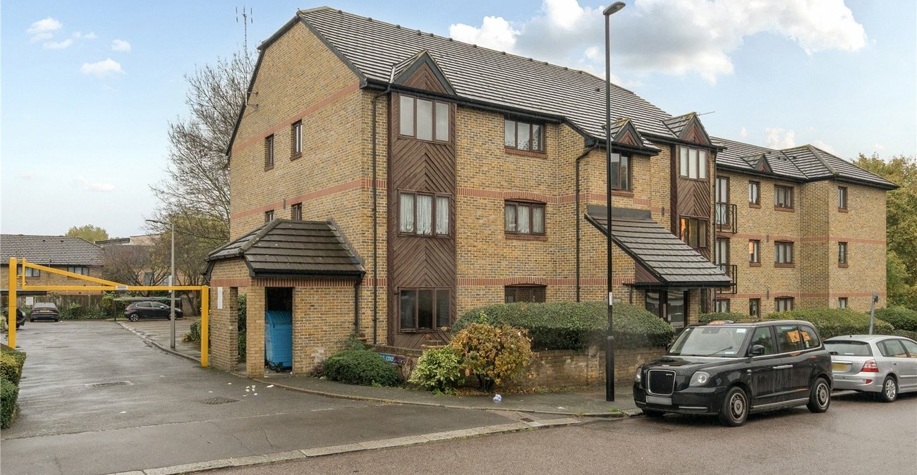 1 bedroom property for sale in Sydenham | Robinson Jackson