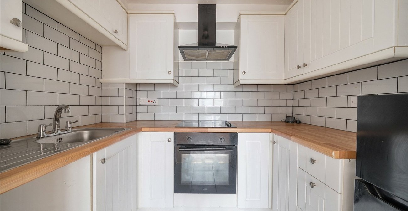 1 bedroom property for sale in Sydenham | Robinson Jackson