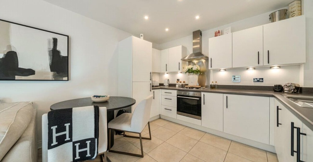 1 bedroom property for sale in Castle Hill | Robinson Jackson