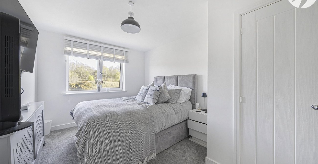 2 bedroom property for sale in Castle Hill | Robinson Jackson
