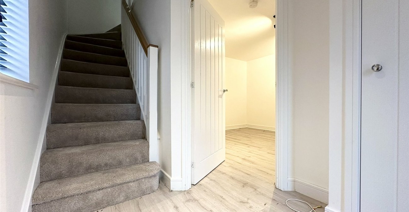 4 bedroom house for sale in Ebbsfleet Valley | Robinson Jackson