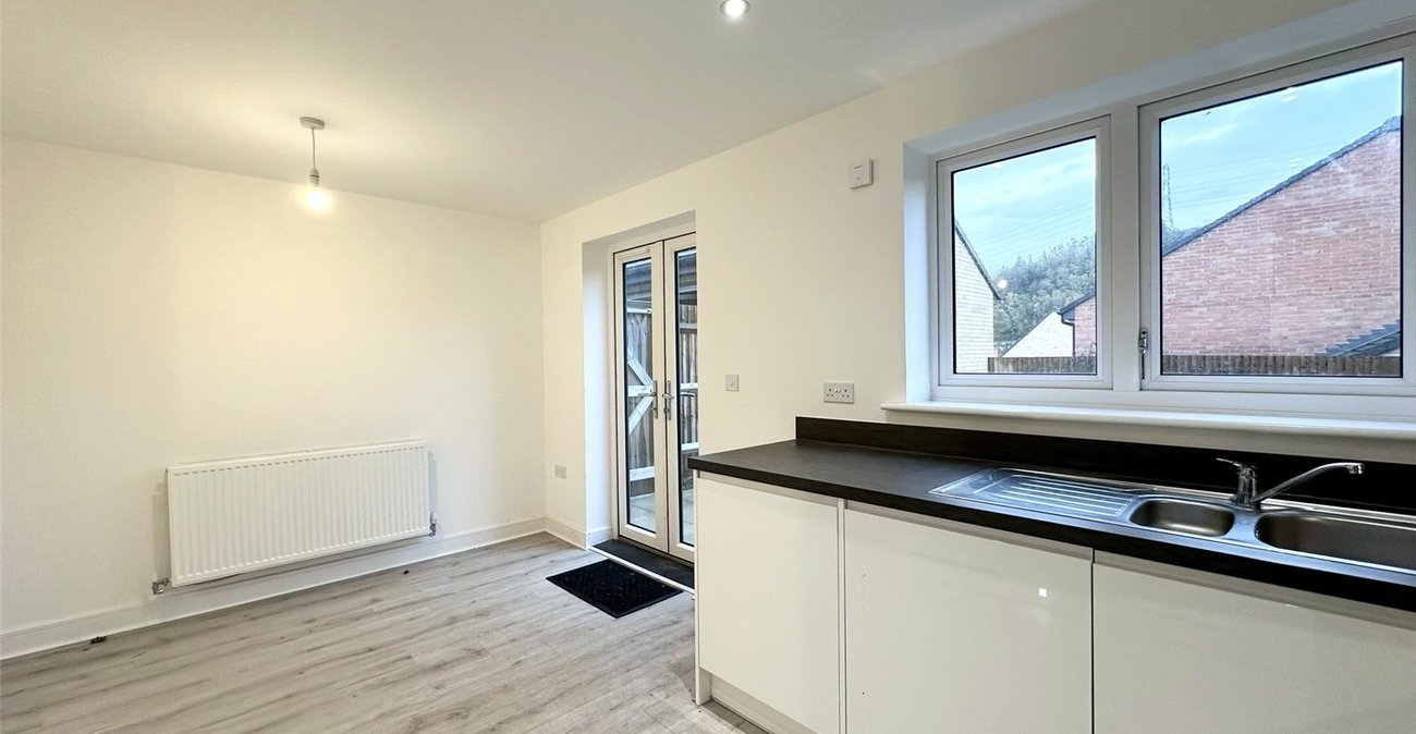 4 bedroom house for sale in Ebbsfleet Valley | Robinson Jackson