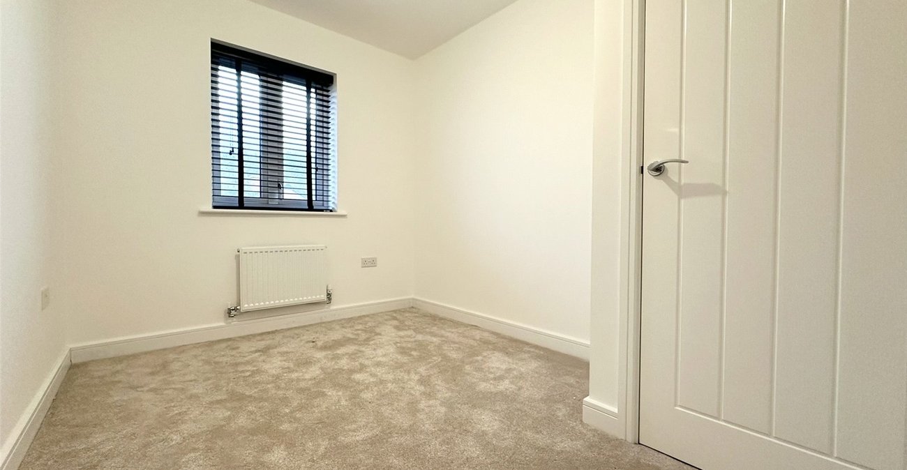 4 bedroom house for sale in Ebbsfleet Valley | Robinson Jackson