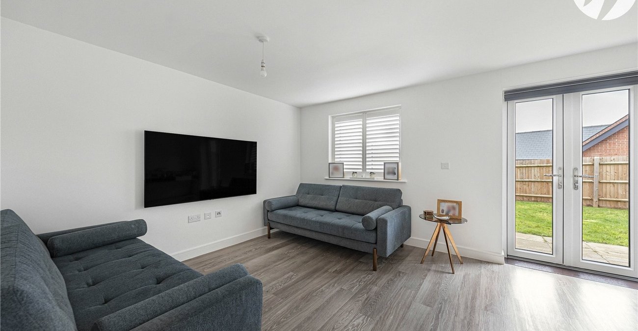 4 bedroom house for sale in Ebbsfleet Valley | Robinson Jackson