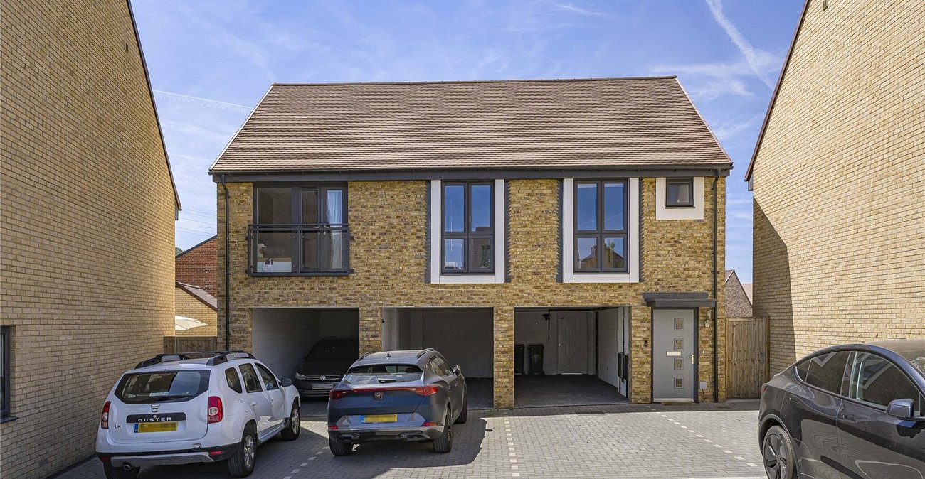 2 bedroom property for sale in Ebbsfleet Valley | Robinson Jackson