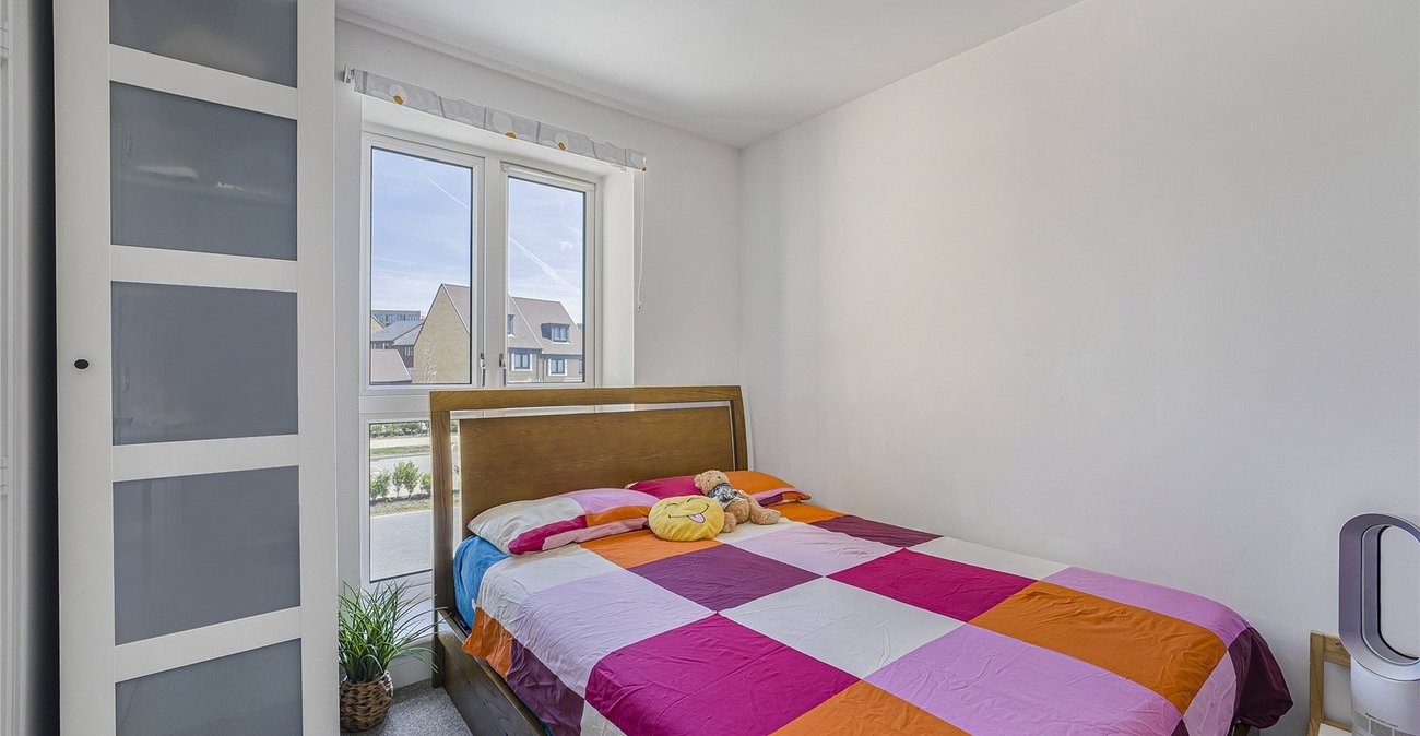 2 bedroom property for sale in Ebbsfleet Valley | Robinson Jackson