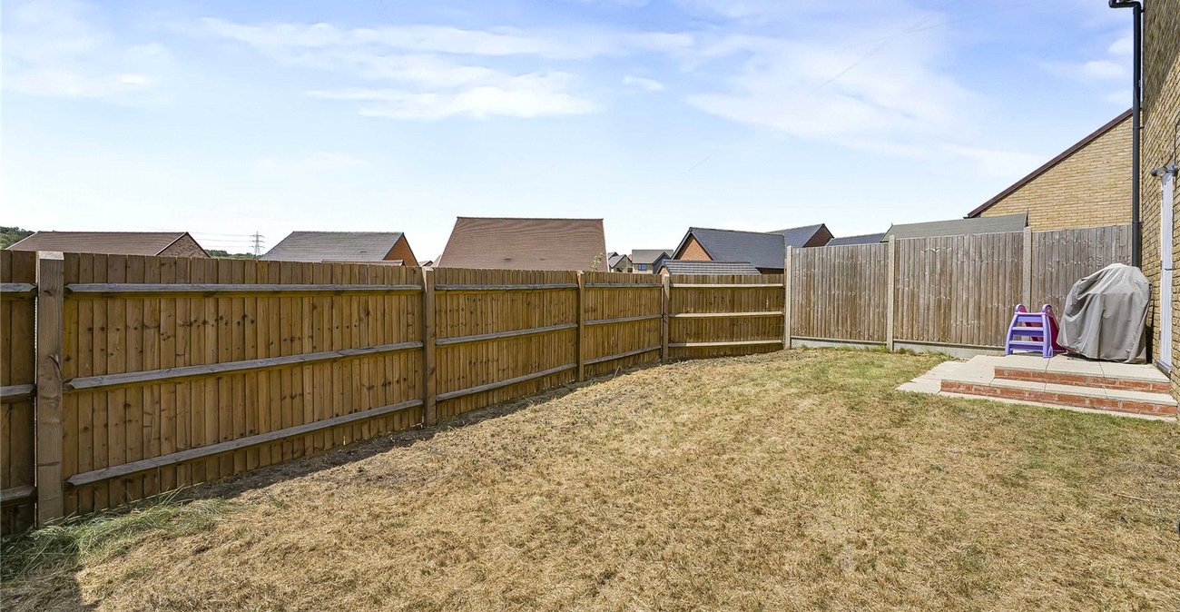 2 bedroom property for sale in Ebbsfleet Valley | Robinson Jackson