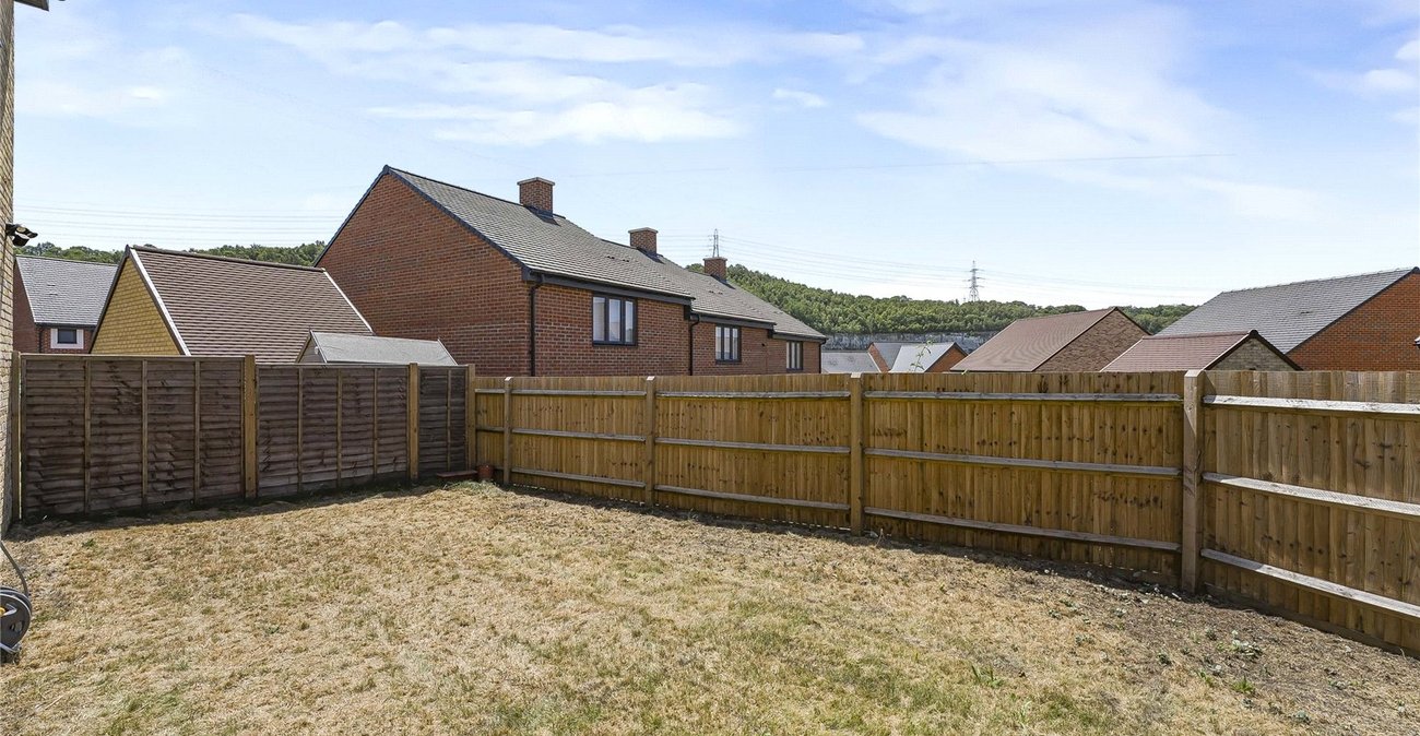 2 bedroom property for sale in Ebbsfleet Valley | Robinson Jackson