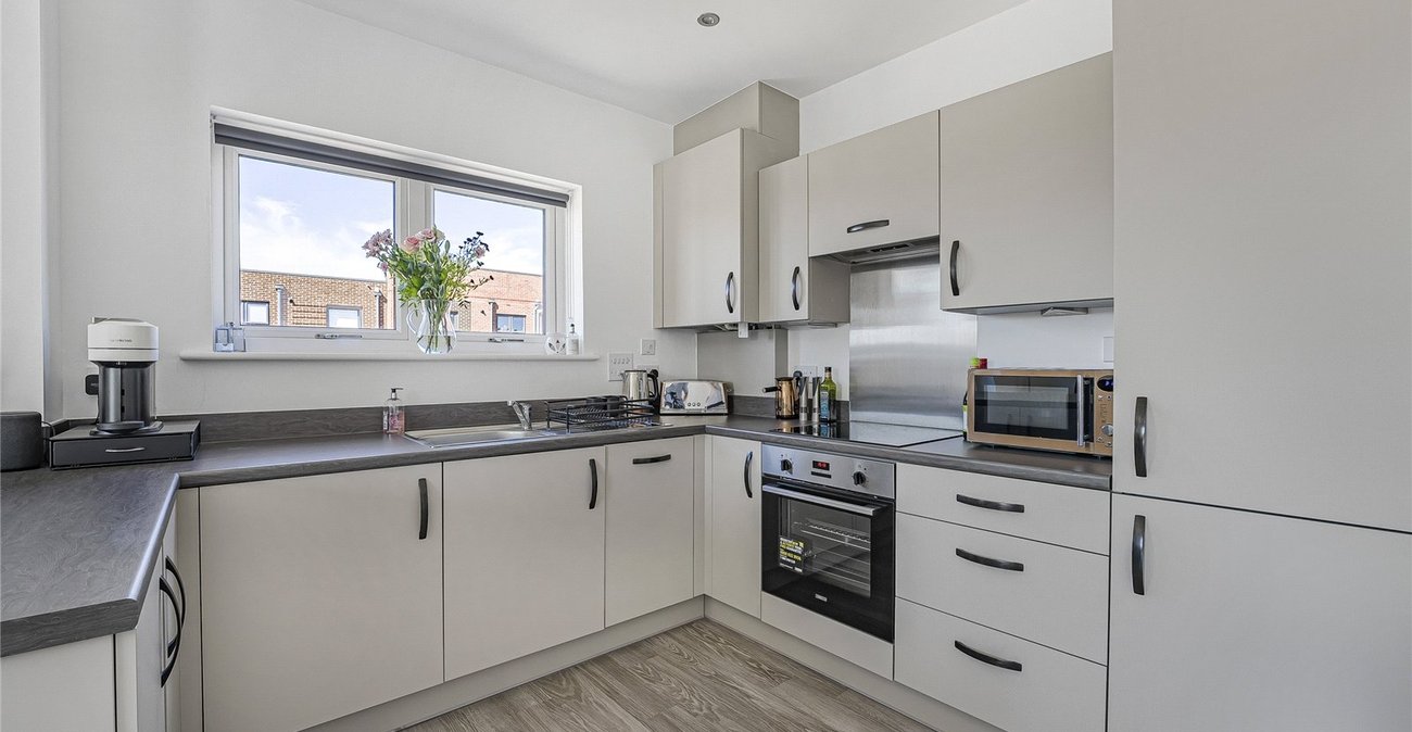 2 bedroom property for sale in Ebbsfleet Valley | Robinson Jackson
