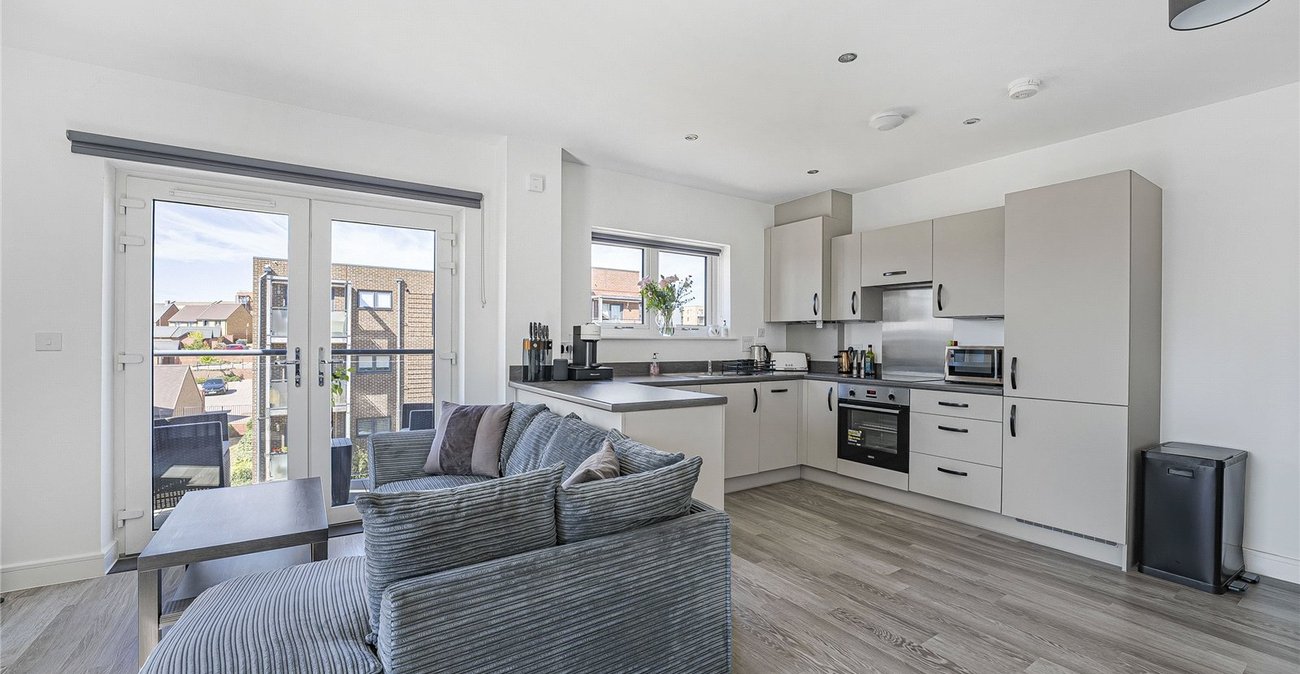 2 bedroom property for sale in Ebbsfleet Valley | Robinson Jackson