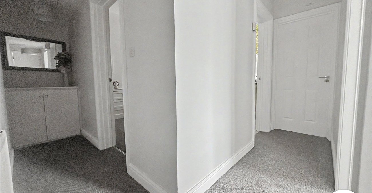 1 bedroom property for sale in Rochester | Robinson Michael & Jackson