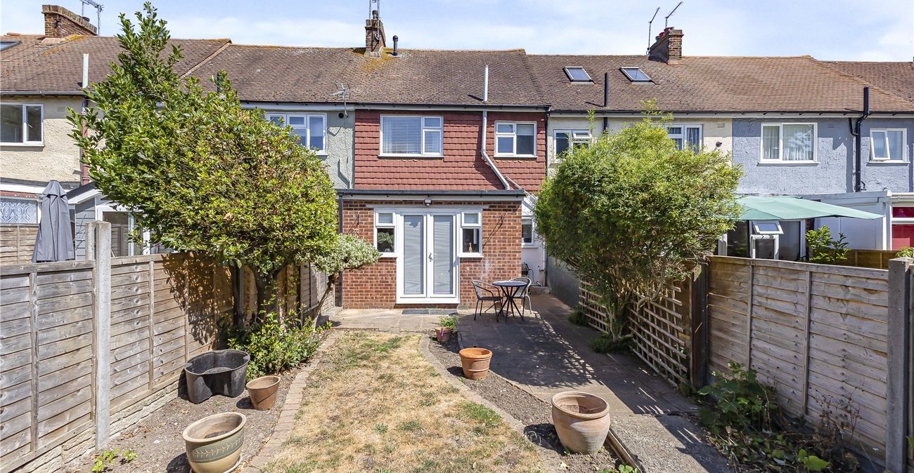 3 bedroom house for sale in Gillingham | Robinson Michael & Jackson