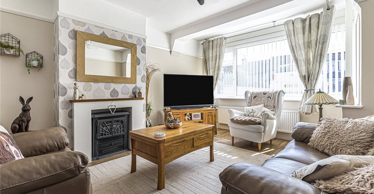 3 bedroom house for sale in Gillingham | Robinson Michael & Jackson
