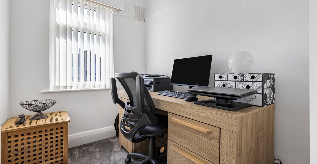 3 bedroom house for sale in Gillingham | Robinson Michael & Jackson