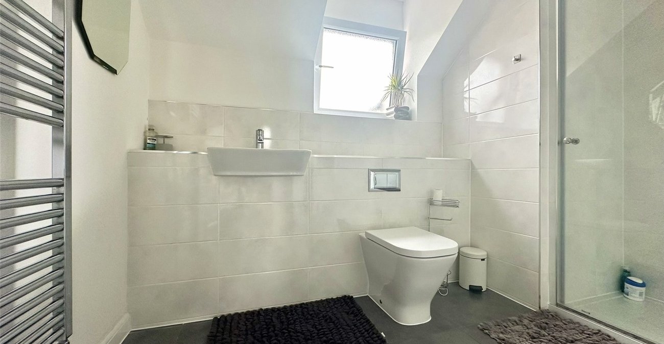 4 bedroom house for sale in Greenhithe | Robinson Jackson