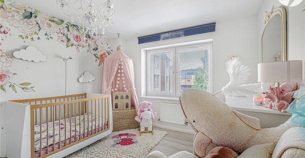 4 bedroom house for sale in Greenhithe | Robinson Jackson