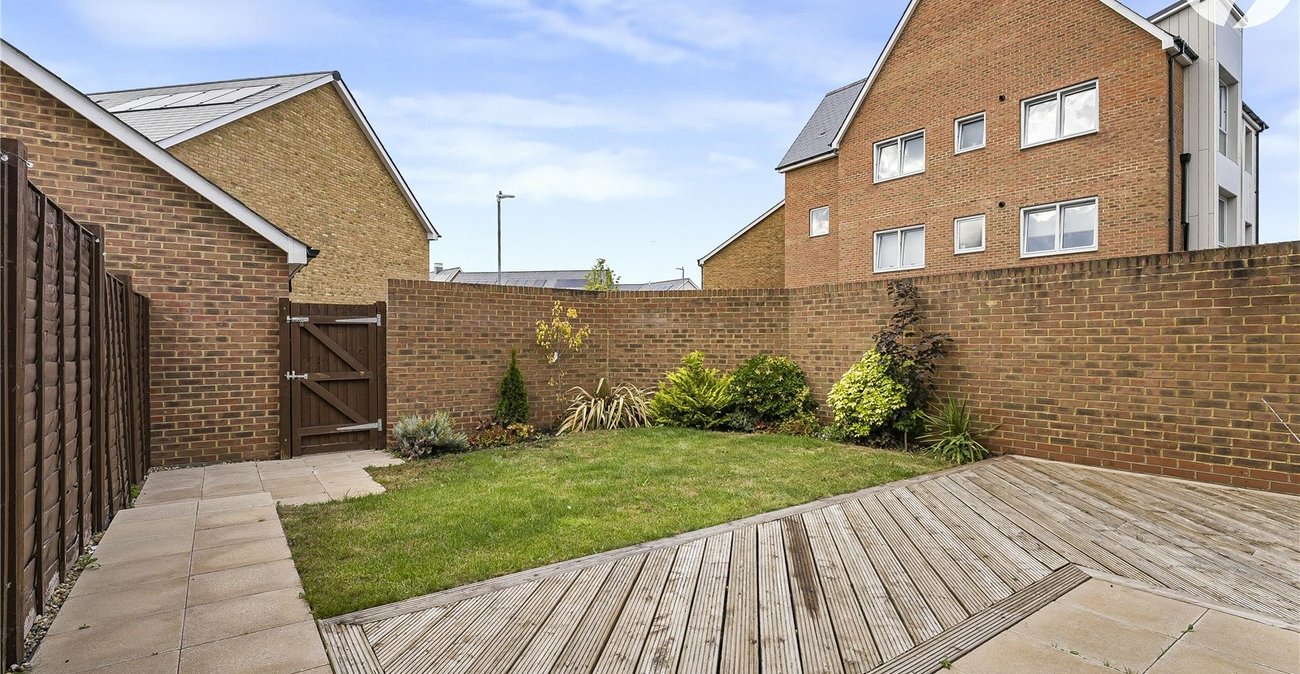 4 bedroom house for sale in Greenhithe | Robinson Jackson