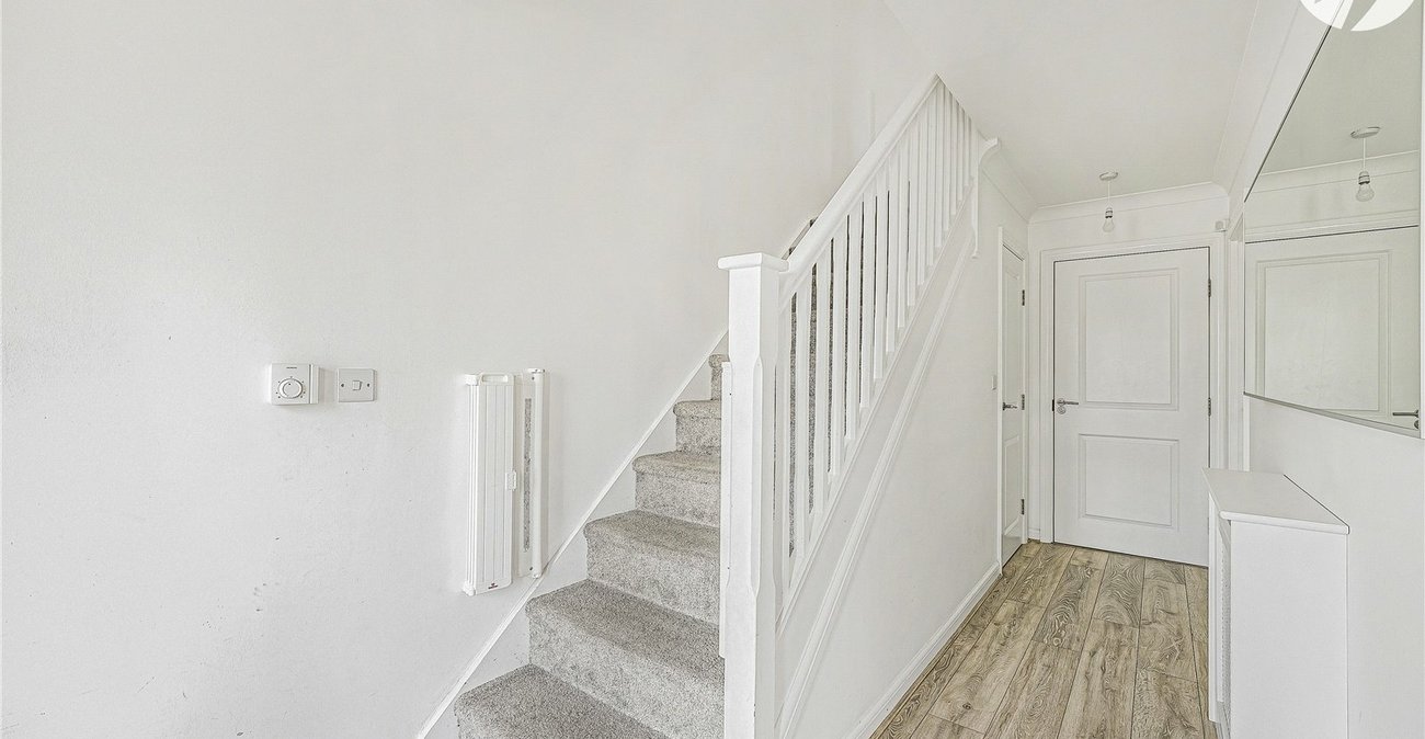 4 bedroom house for sale in Greenhithe | Robinson Jackson