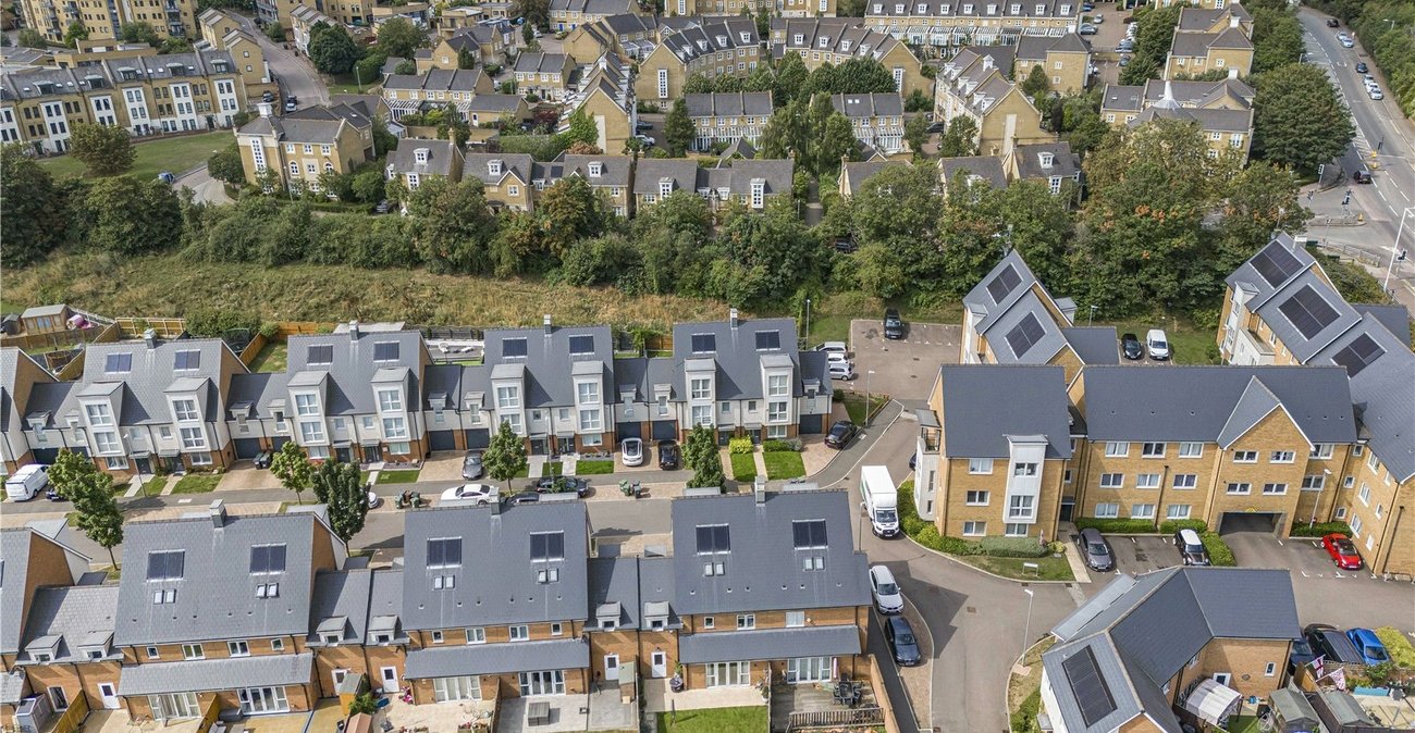 4 bedroom house for sale in Greenhithe | Robinson Jackson