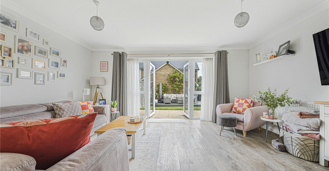 4 bedroom house for sale in Greenhithe | Robinson Jackson