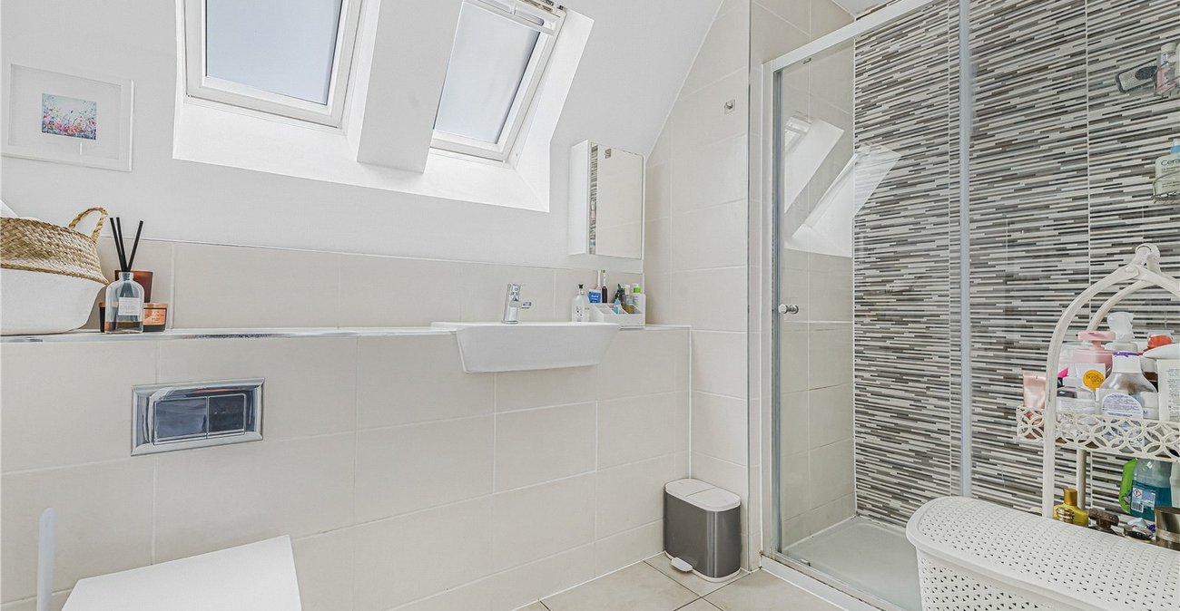 4 bedroom house for sale in Greenhithe | Robinson Jackson