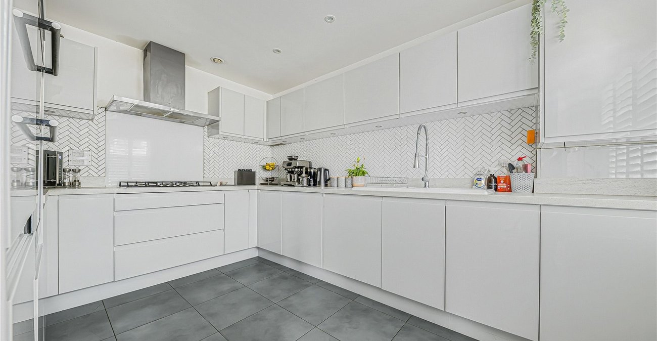 4 bedroom house for sale in Greenhithe | Robinson Jackson