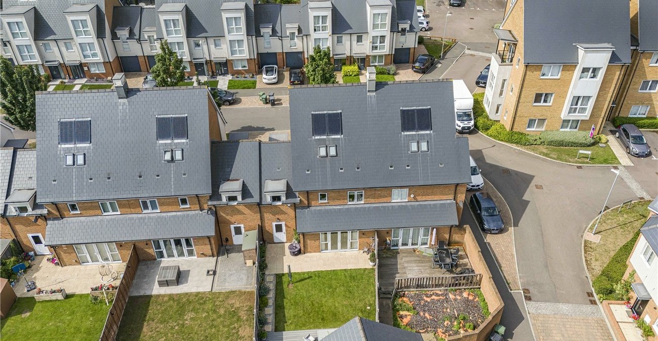 4 bedroom house for sale in Greenhithe | Robinson Jackson