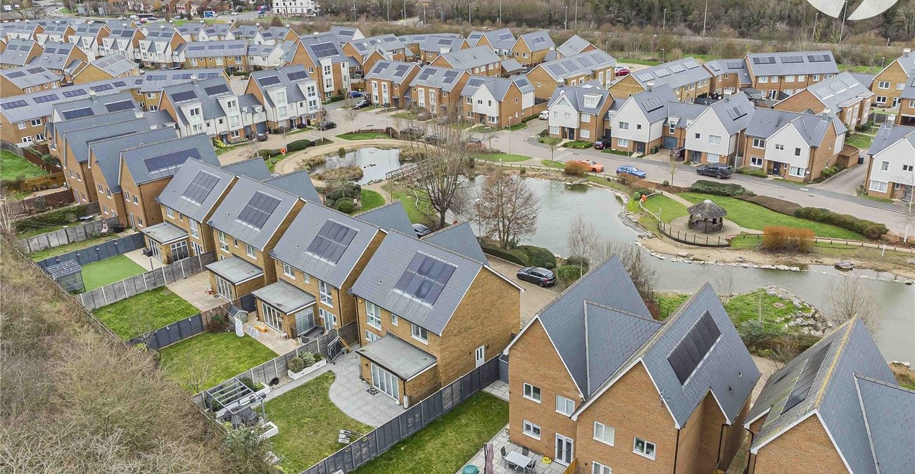 3 bedroom house for sale in Greenhithe | Robinson Jackson