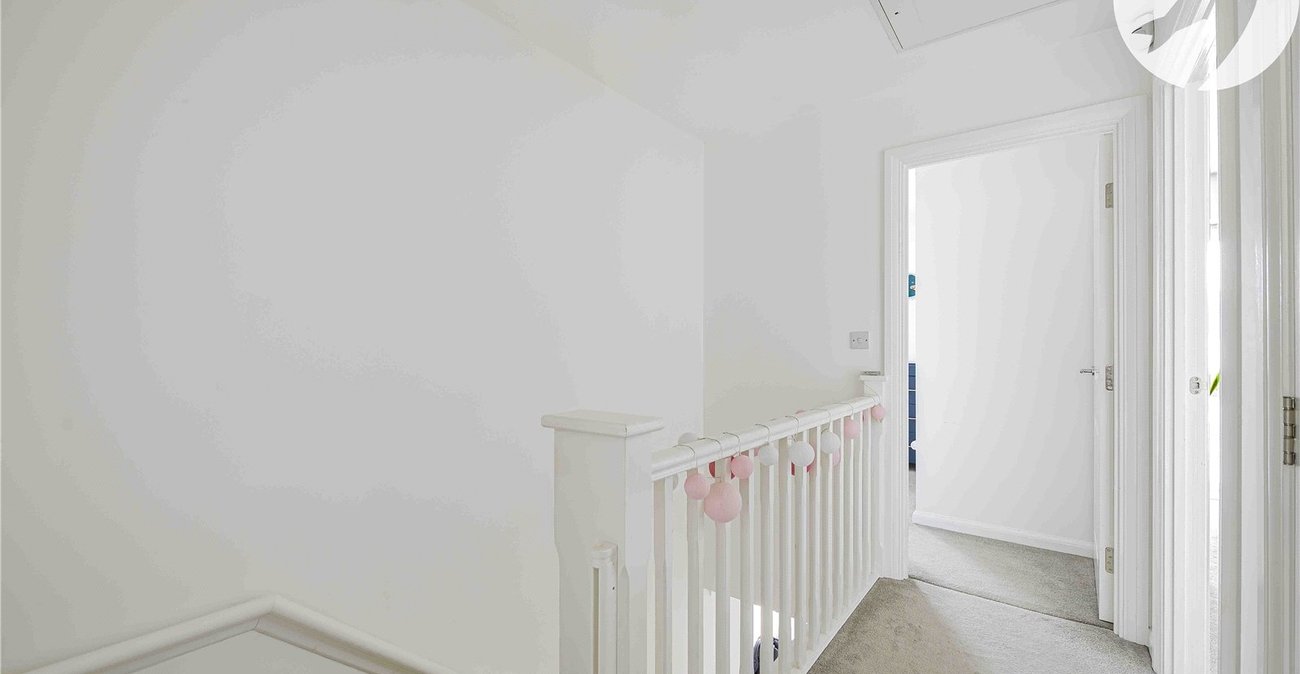 3 bedroom house for sale in Greenhithe | Robinson Jackson