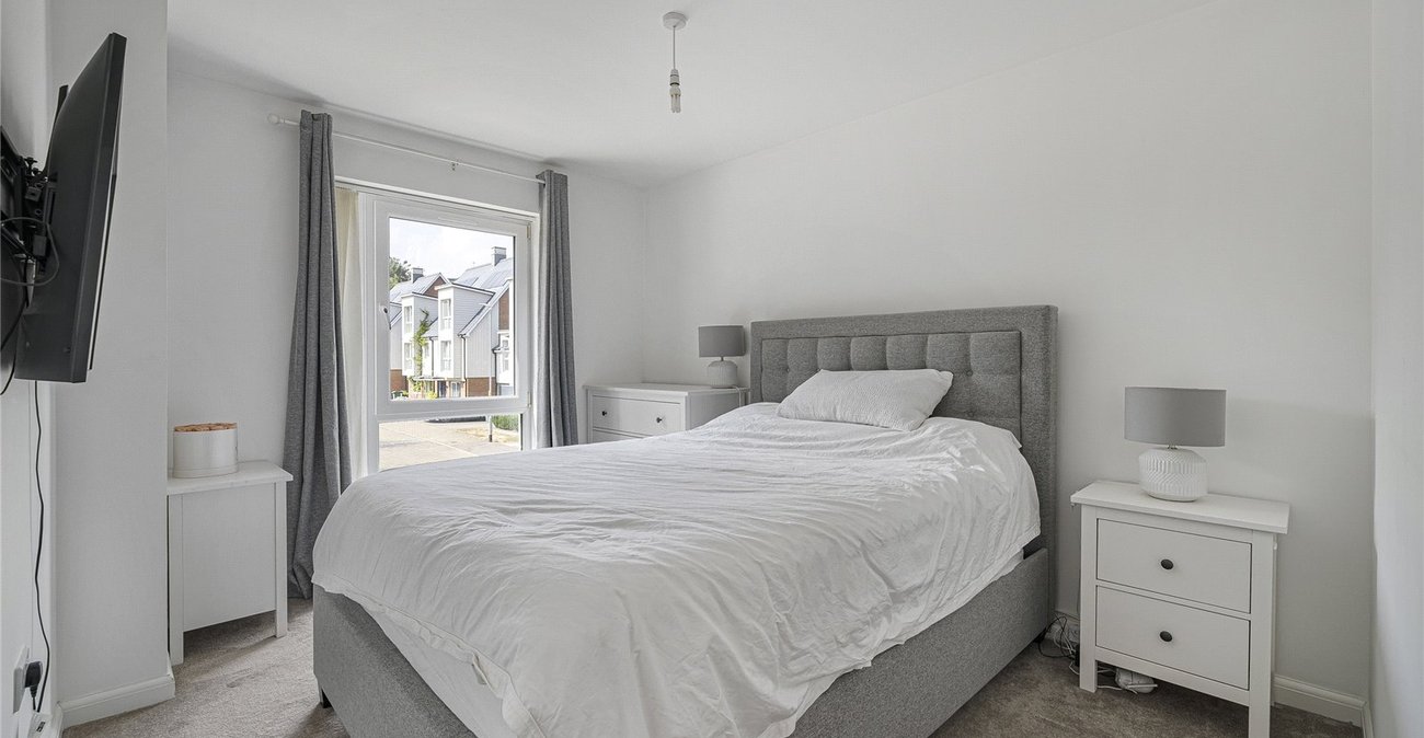 3 bedroom house for sale in Greenhithe | Robinson Jackson