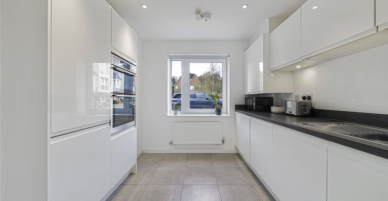 3 bedroom house for sale in Greenhithe | Robinson Jackson
