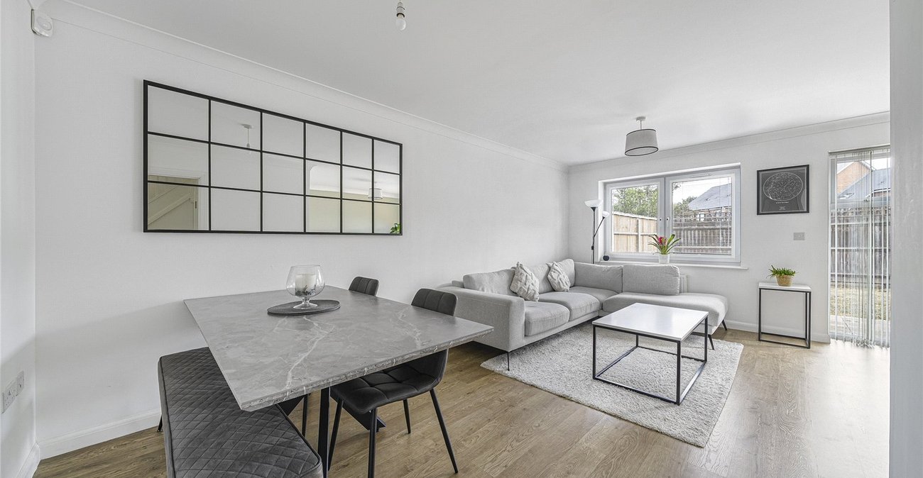3 bedroom house for sale in Greenhithe | Robinson Jackson