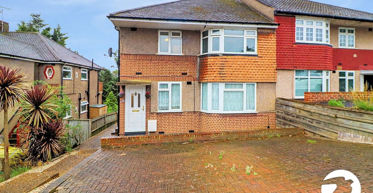 2 bedroom property for sale in Barnehurst | Robinson Jackson