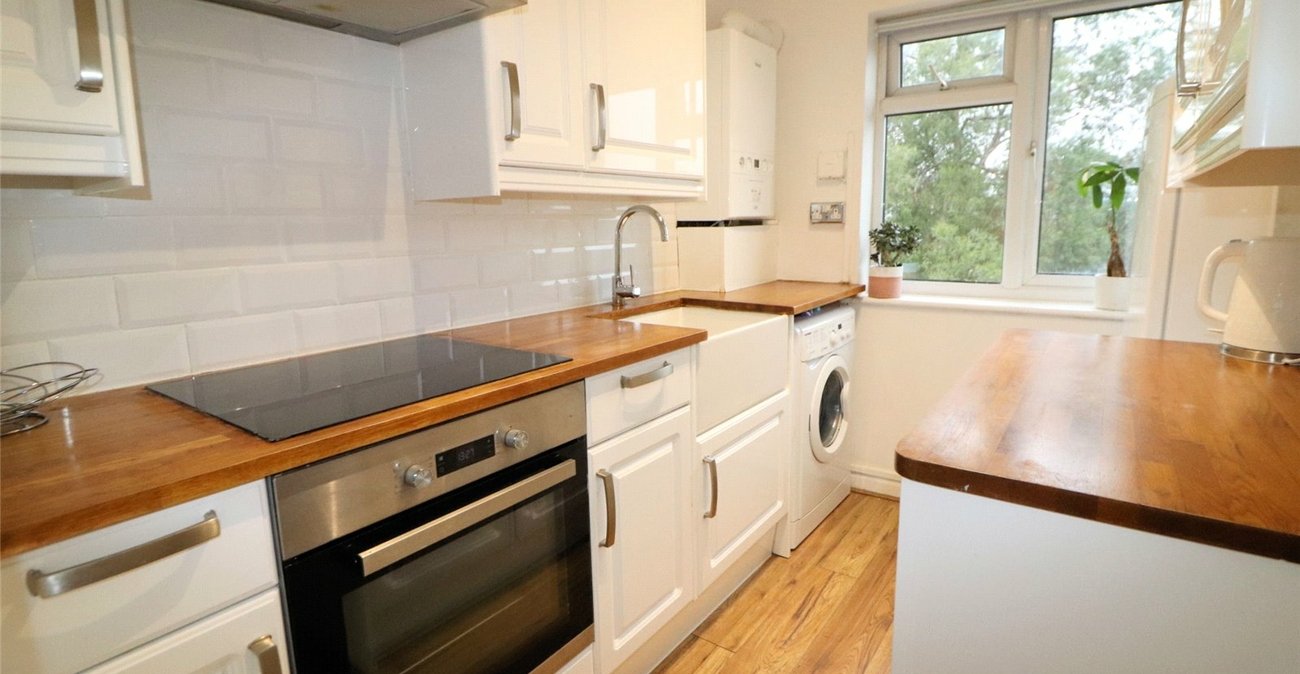 2 bedroom property for sale in Barnehurst | Robinson Jackson