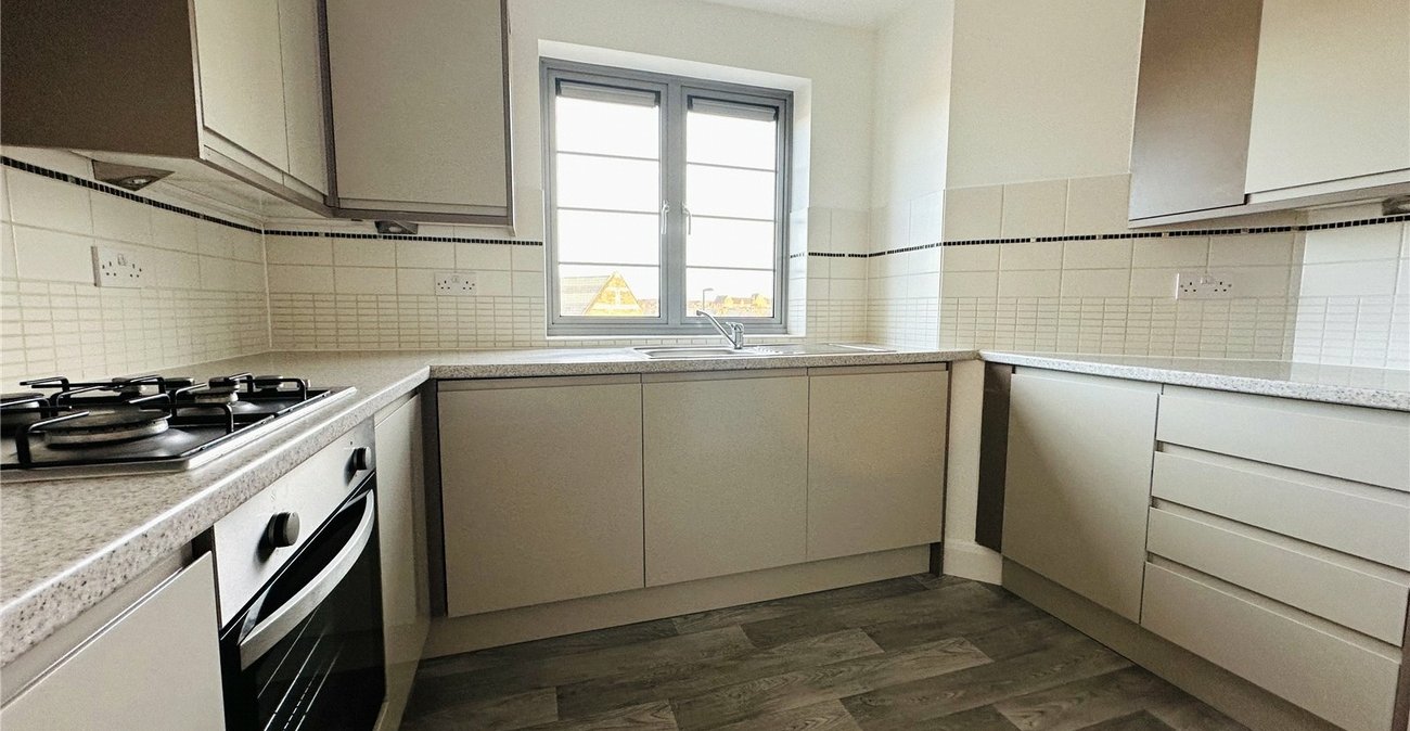 2 bedroom property for sale in Catford | Robinson Jackson