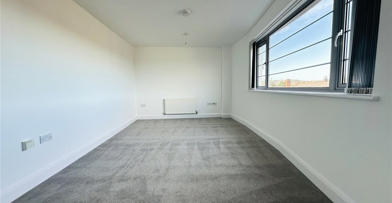 2 bedroom property for sale in Catford | Robinson Jackson