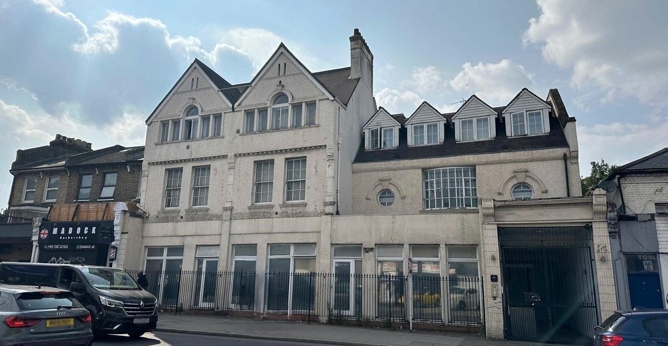 1 bedroom property for sale in London | Robinson Jackson