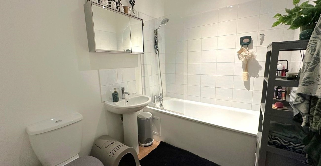 1 bedroom property for sale in London | Robinson Jackson